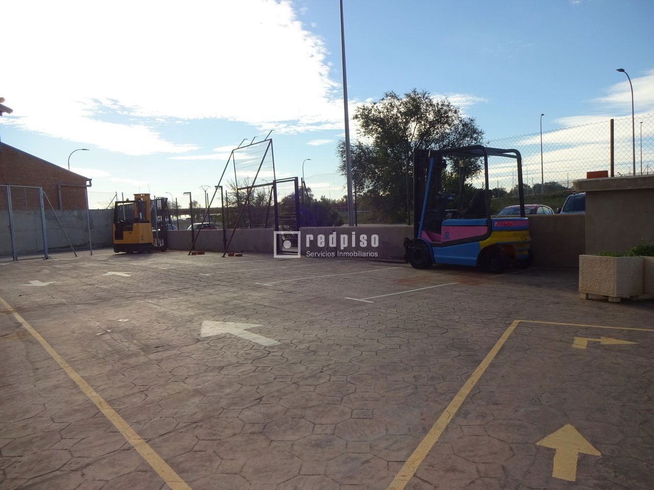 Local en alquiler en Vicálvaro, Madrid 33/34