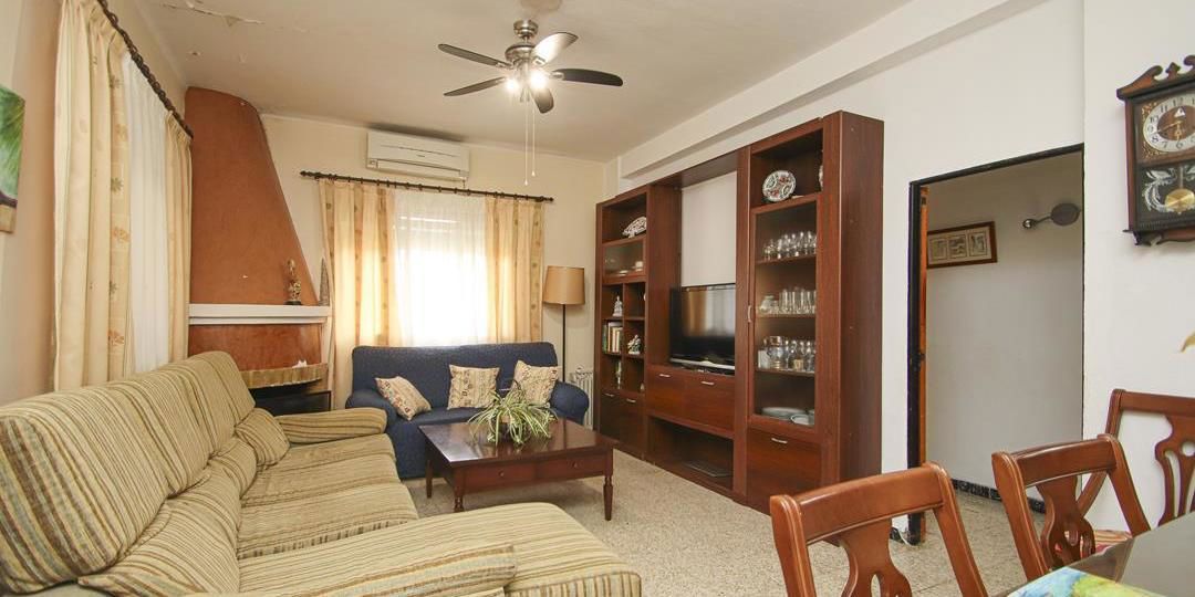 Casa en venta  calle Camino de Umbrete, Sanlúcar la Mayor, Sevilla  1/1