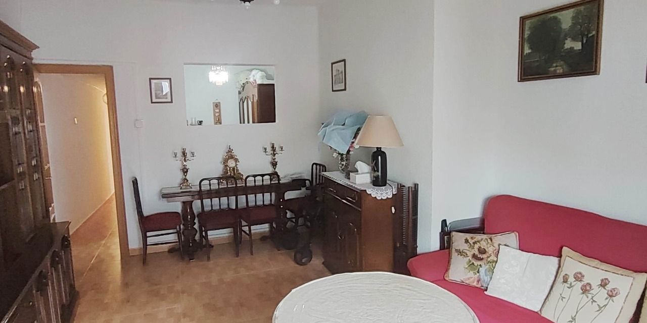 Piso en venta en  calle del Conde de Peñalver, Madrid  1/1