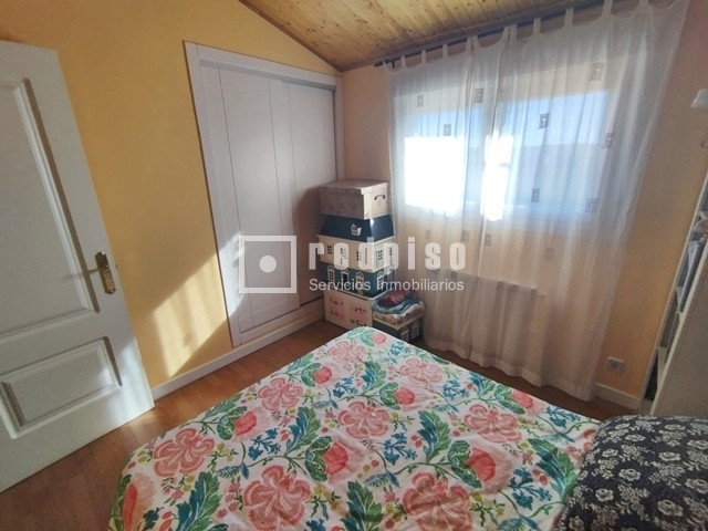 Casa en venta en calle De Coruña, Torrejón Del Rey, Guadalajara 43/64