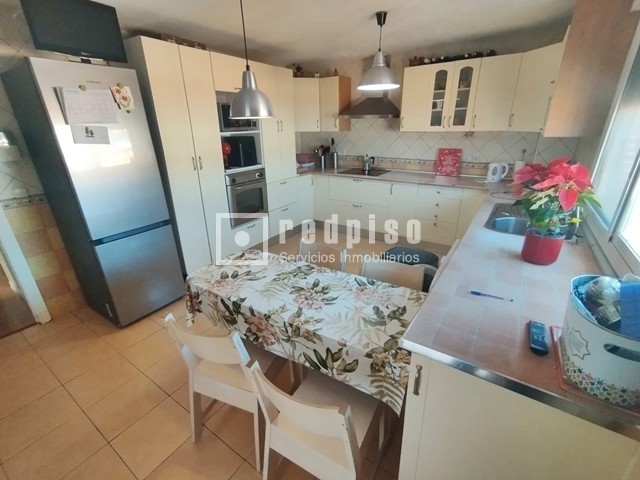 Casa en venta en calle De Coruña, Torrejón Del Rey, Guadalajara 7/64