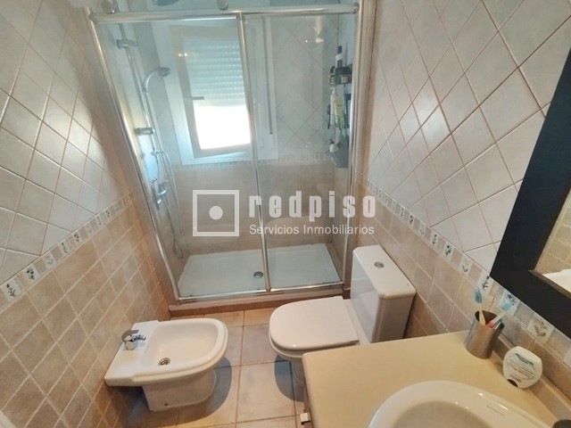 Casa en venta en calle De Coruña, Torrejón Del Rey, Guadalajara 31/64