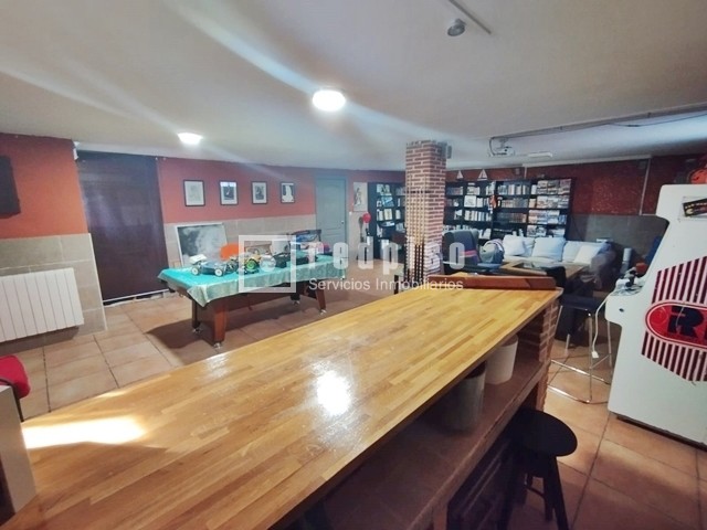 Casa en venta en calle De Coruña, Torrejón Del Rey, Guadalajara 51/64