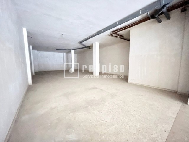 Local en alquiler en calle Del Marquès De Valverde, Castelló De La Plana, Castelló 6/10