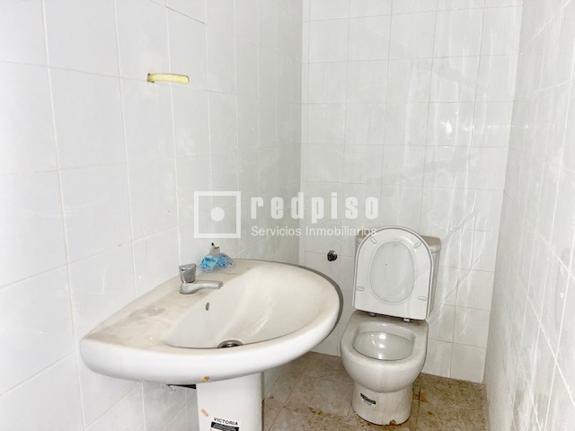 Local en alquiler en calle Del Marquès De Valverde, Castelló De La Plana, Castelló 8/10