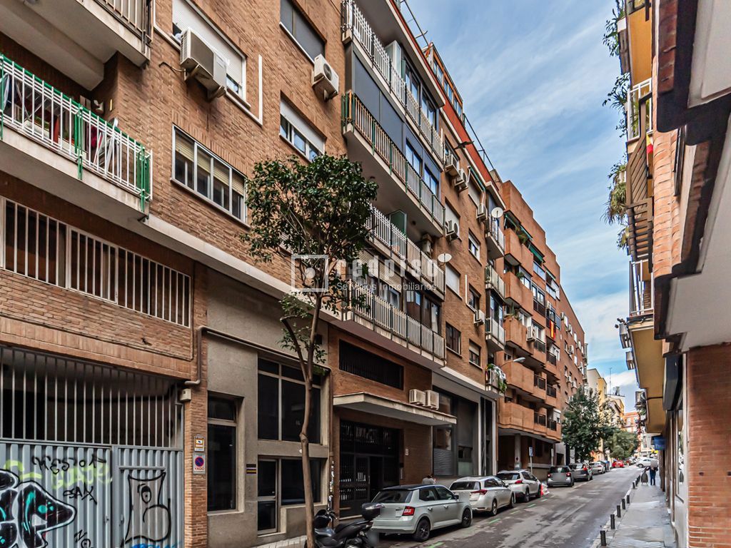 Piso en venta en calle De Lanuza, Madrid, Madrid 2/41