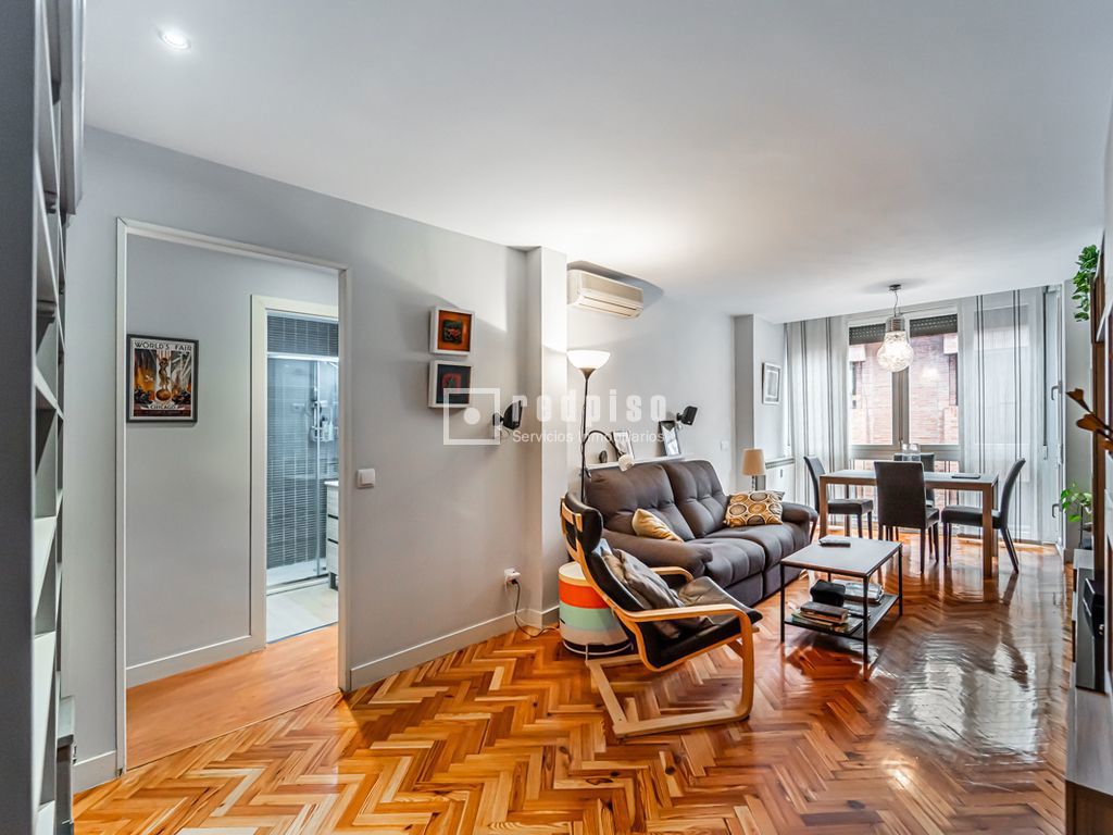 Piso en venta en calle De Lanuza, Madrid, Madrid 5/41