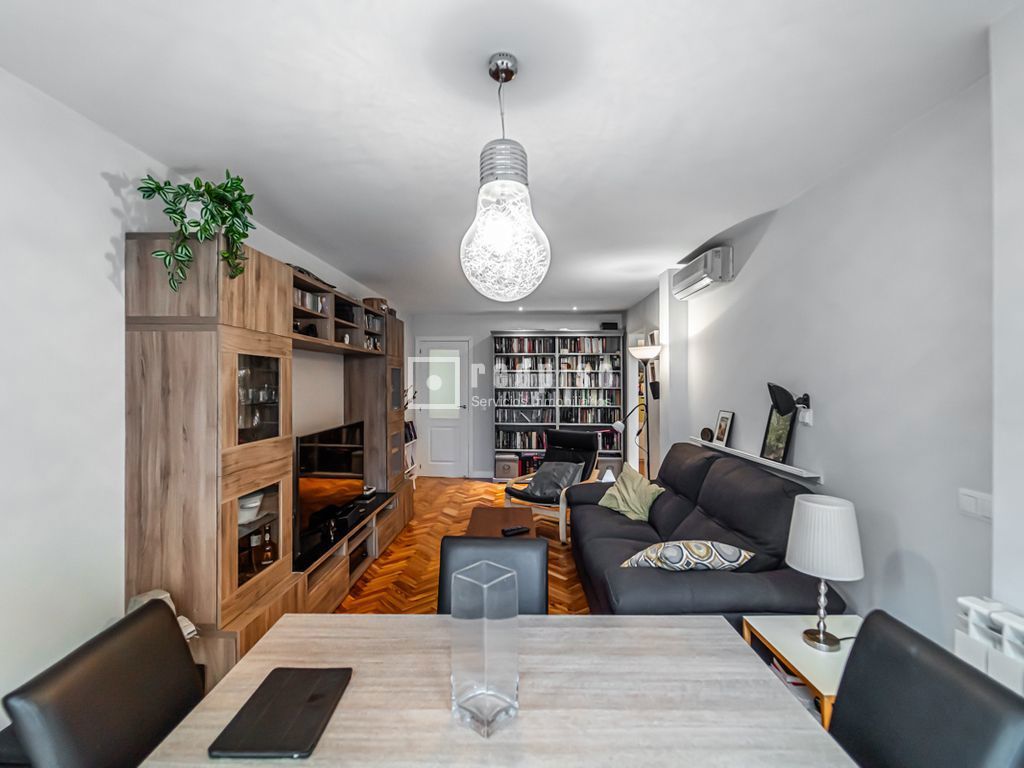 Piso en venta en calle De Lanuza, Madrid, Madrid 8/41