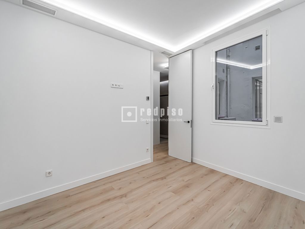 Piso en venta en calle De Hermosilla, Madrid, Madrid 33/35