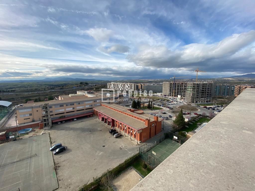 Piso en venta en Tres Cantos, Madrid 27/32