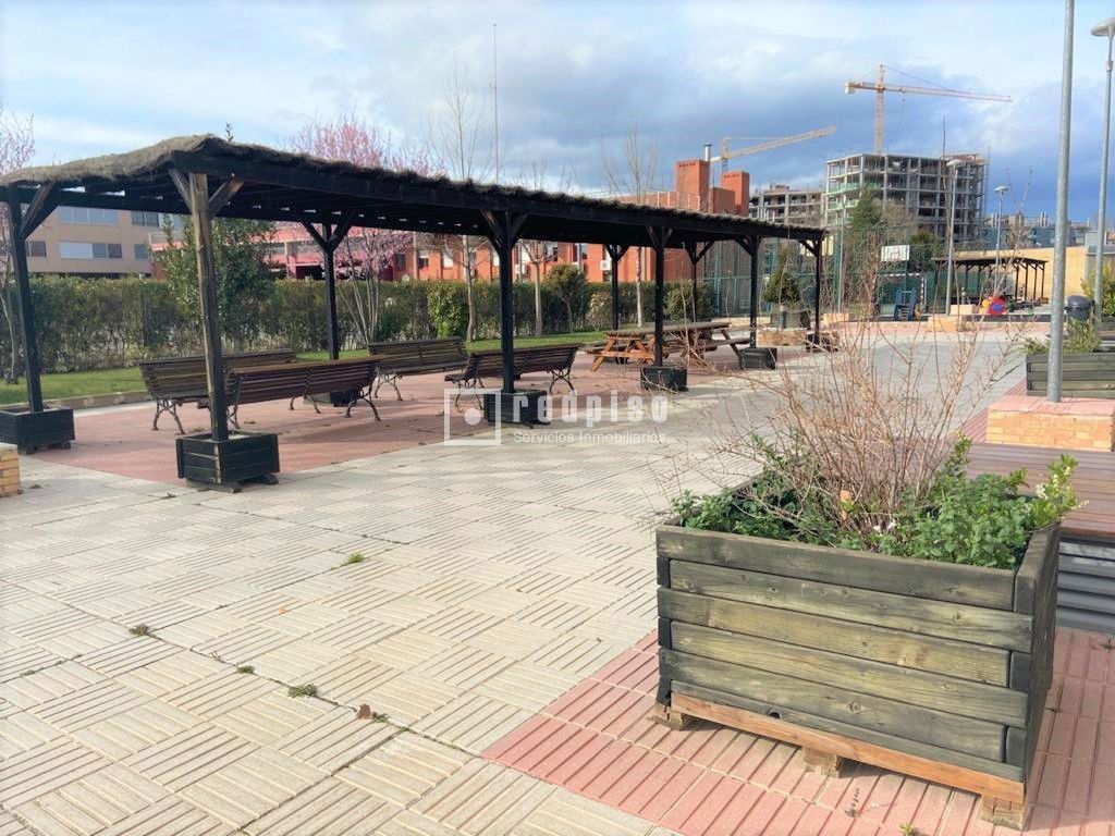 Piso en venta en Tres Cantos, Madrid 26/32