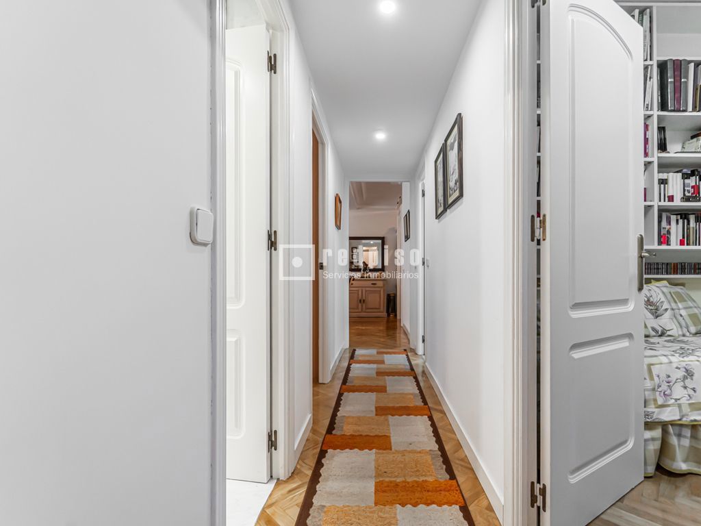 Piso en venta en calle Del Marqués De Mondéjar, Salamanca, Madrid 17/40