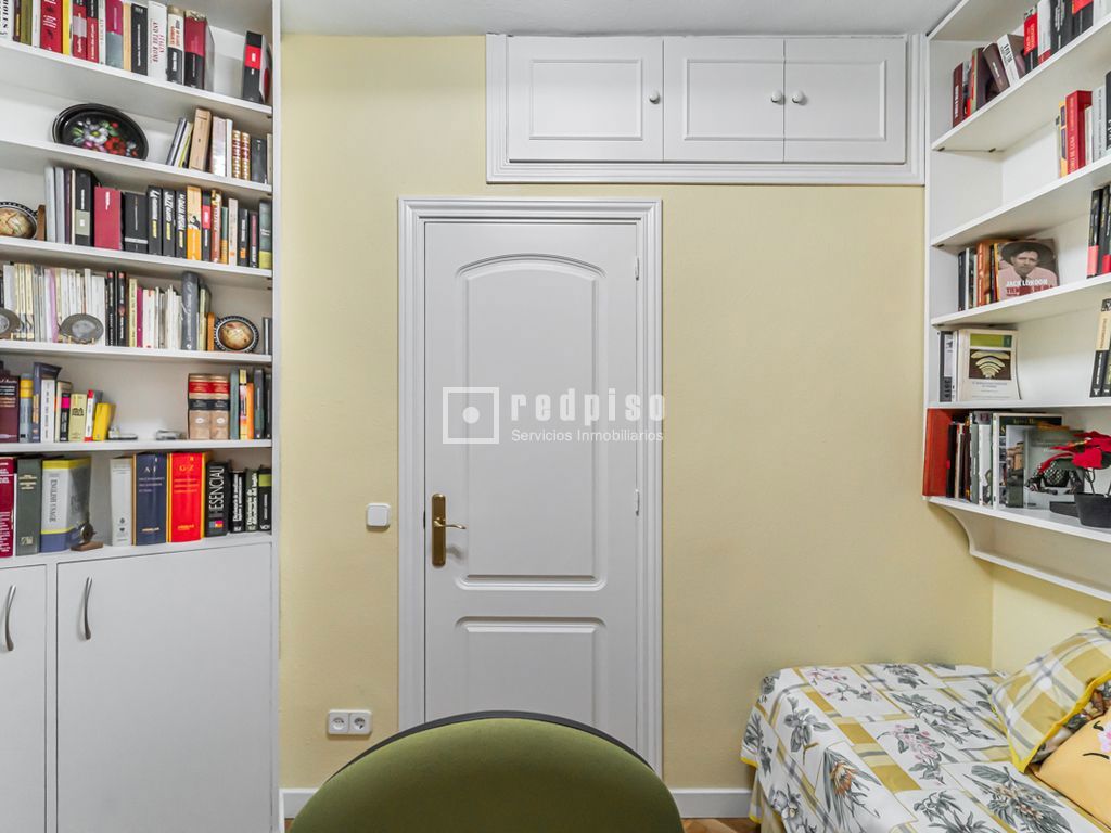 Piso en venta en calle Del Marqués De Mondéjar, Salamanca, Madrid 38/40
