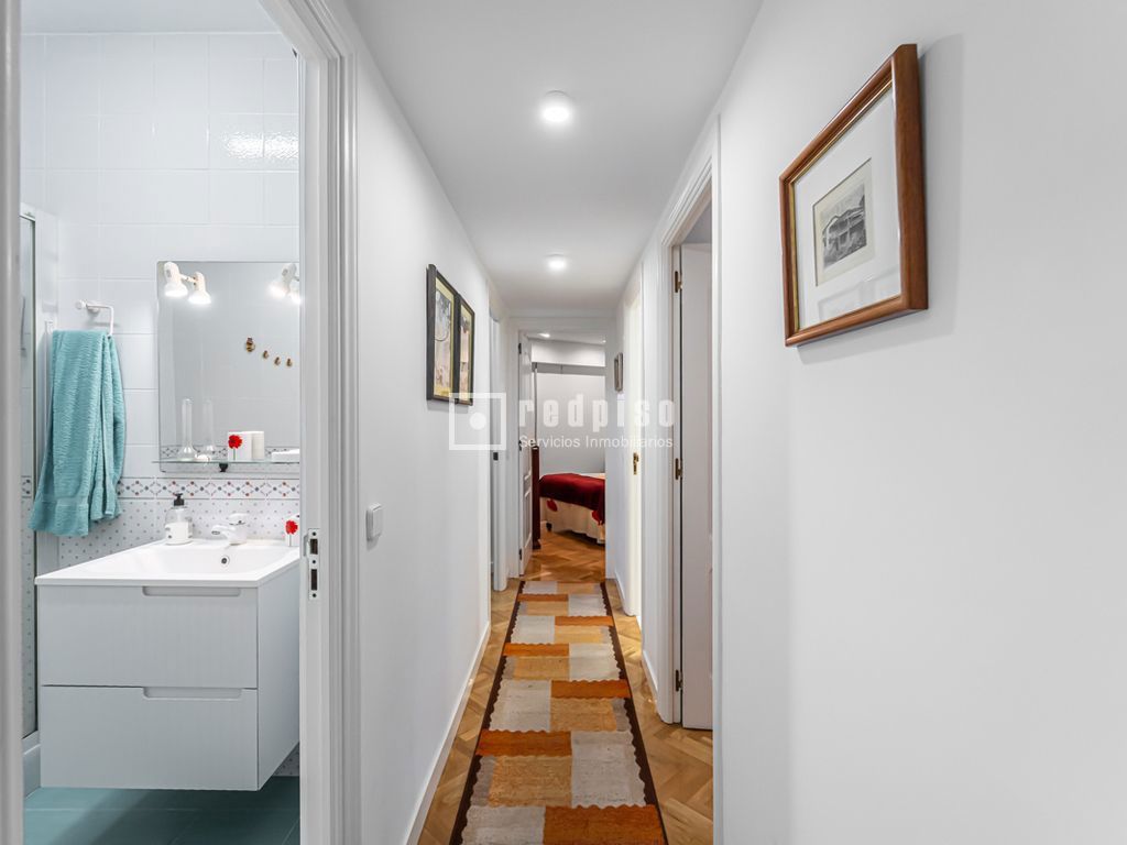 Piso en venta en calle Del Marqués De Mondéjar, Salamanca, Madrid 16/40