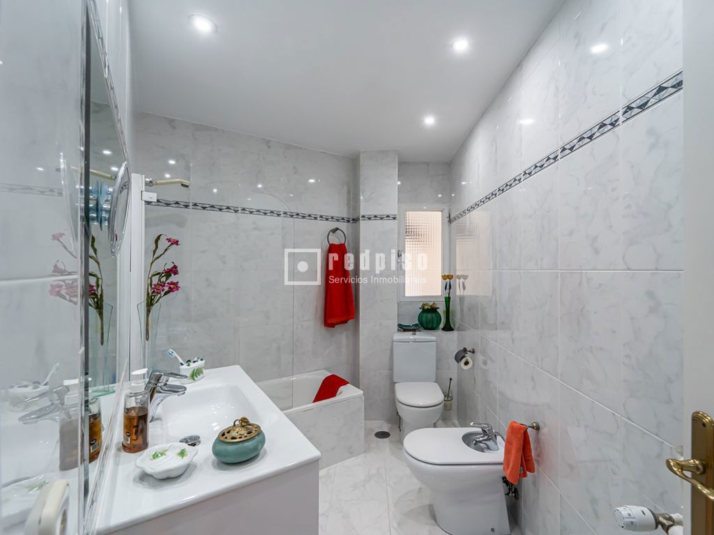 Piso en venta en calle Del Marqués De Mondéjar, Salamanca, Madrid 27/40
