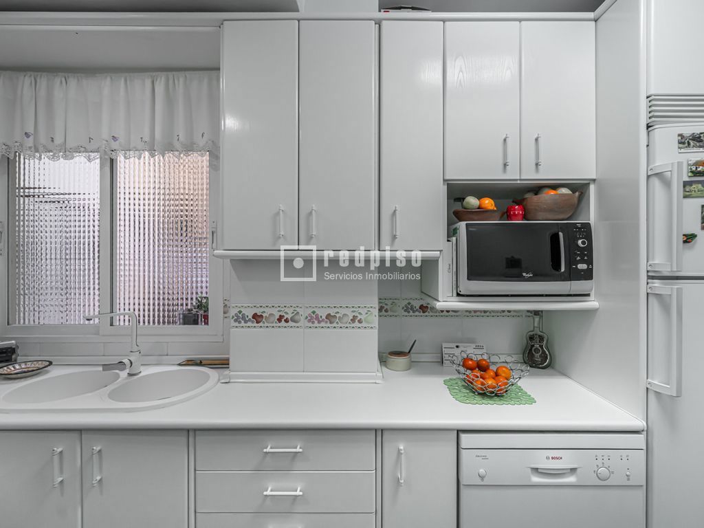 Piso en venta en calle Del Marqués De Mondéjar, Salamanca, Madrid 12/40