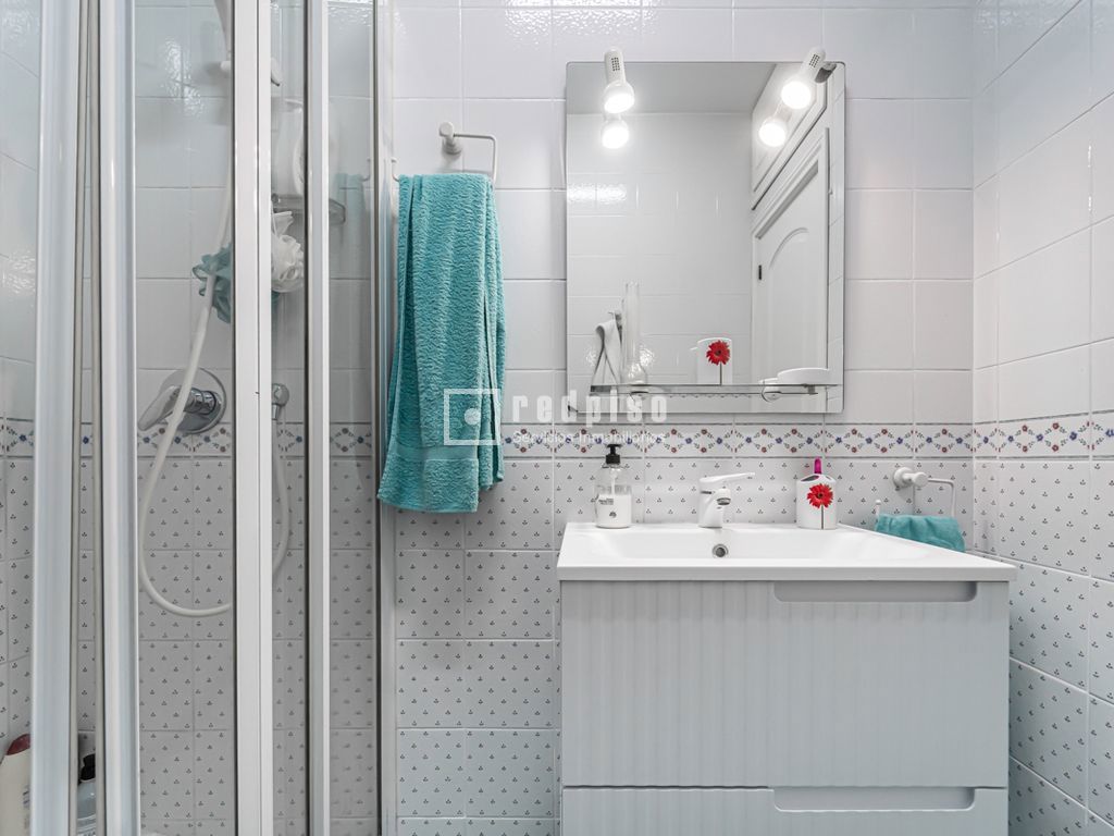 Piso en venta en calle Del Marqués De Mondéjar, Salamanca, Madrid 20/40