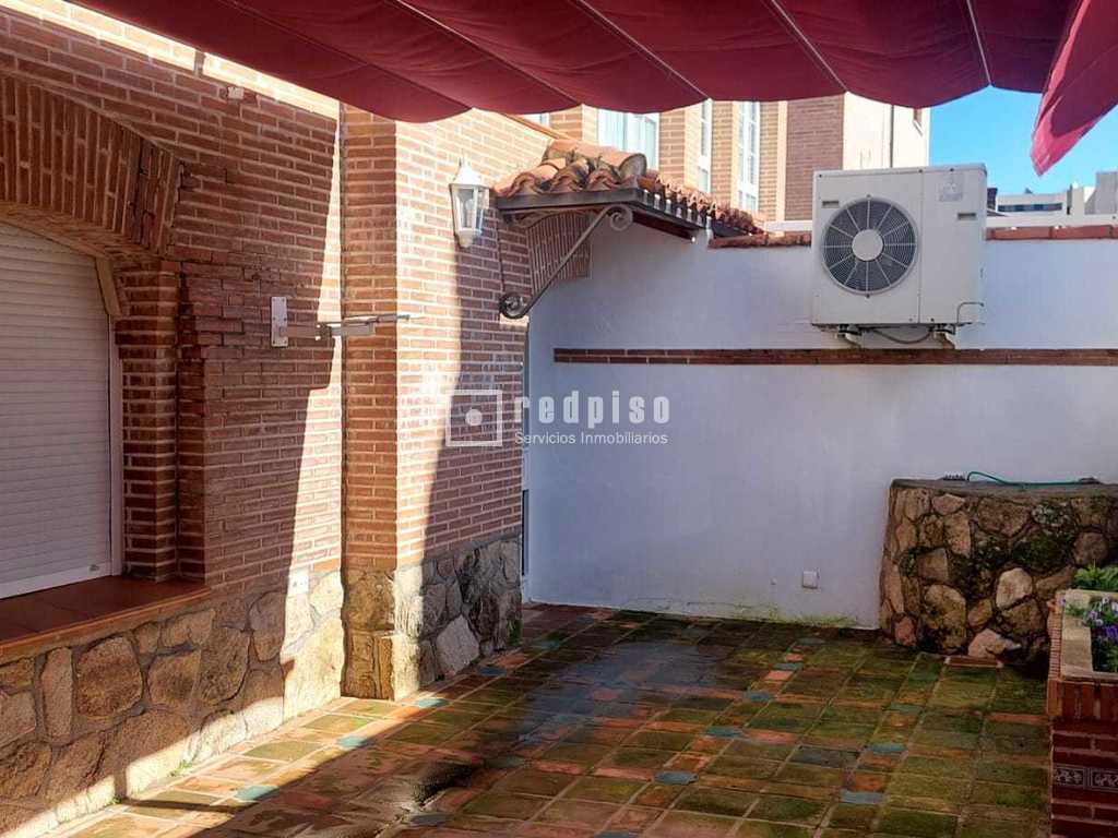 Casa en alquiler en  calle de Berlín, Talavera de la Reina, Toledo  31/31