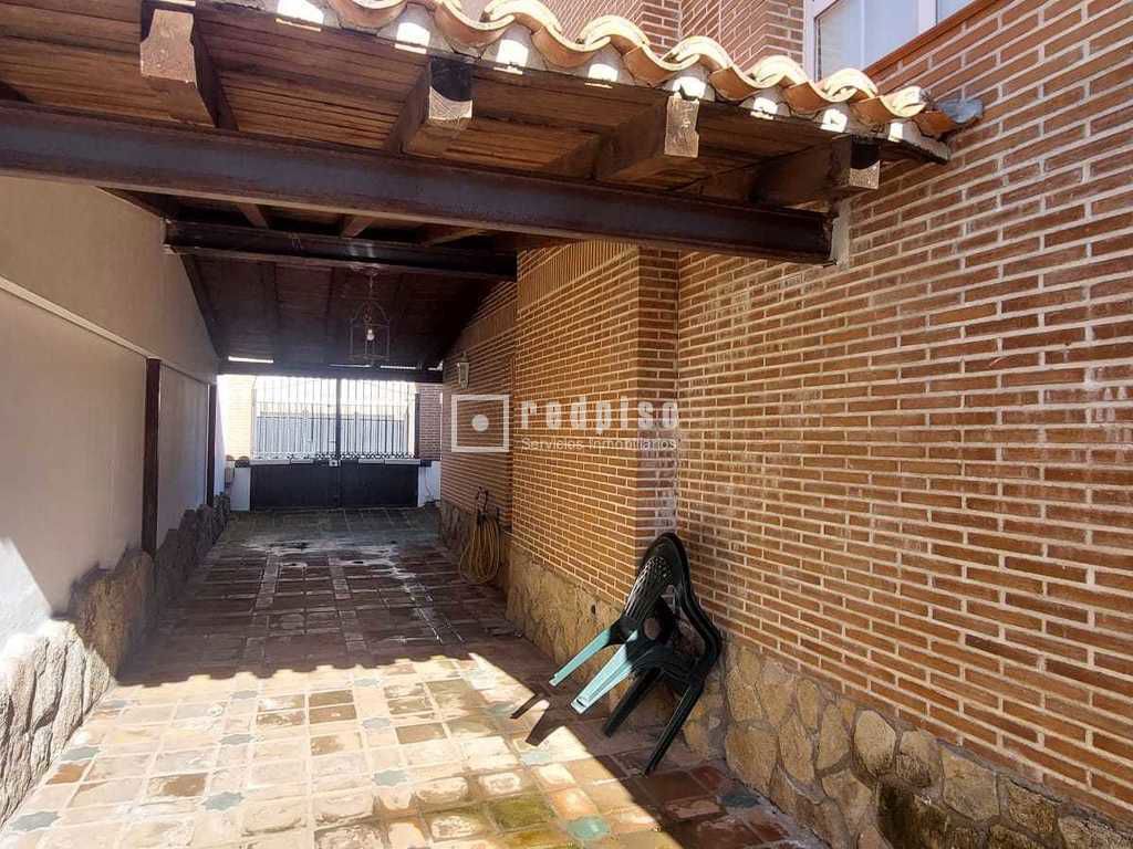 Casa en alquiler en  calle de Berlín, Talavera de la Reina, Toledo  28/31