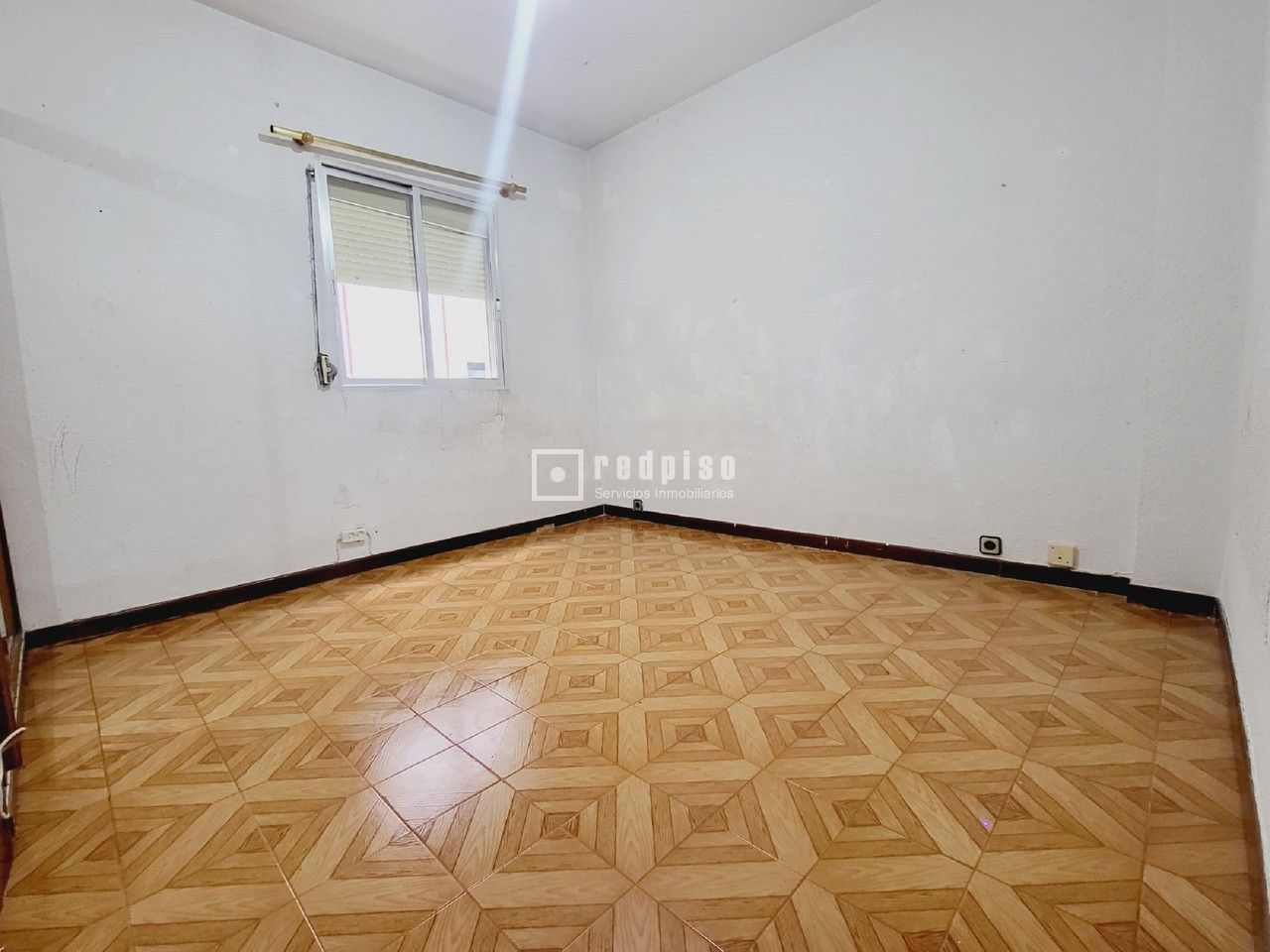 Piso en venta en  calle de la Constitución, Alcobendas, Madrid  15/30