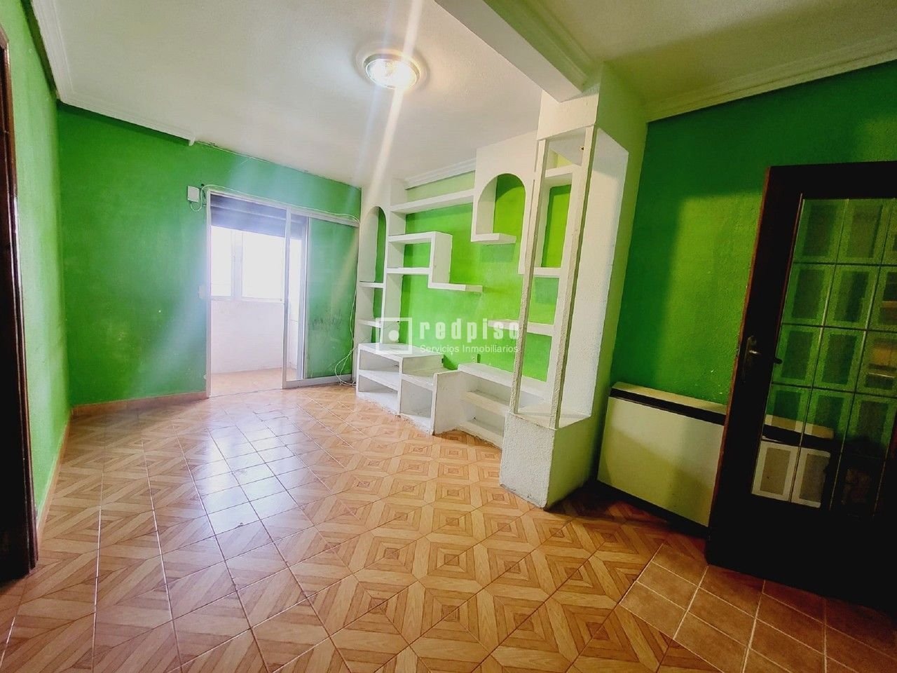 Piso en venta en  calle de la Constitución, Alcobendas, Madrid  4/30