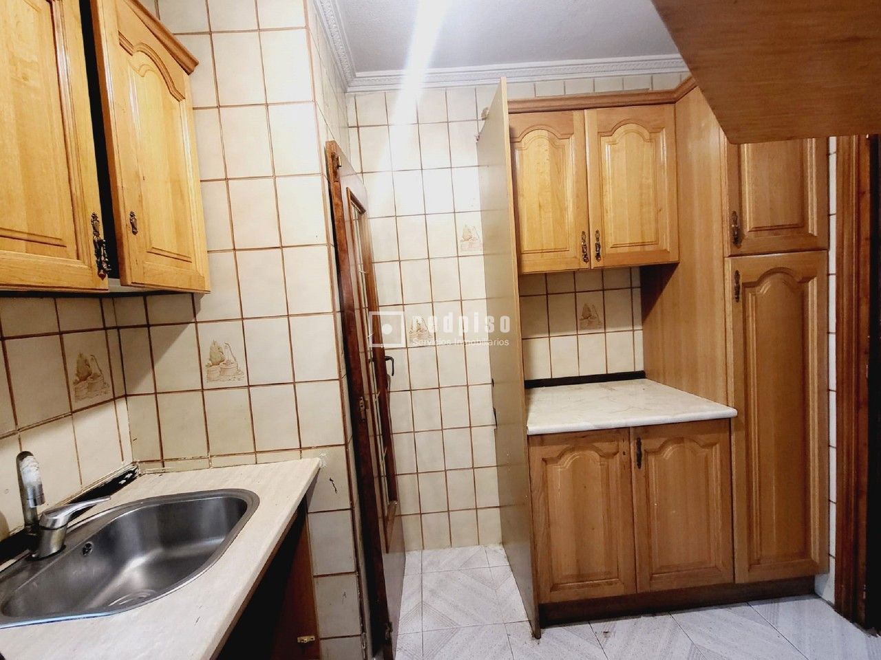 Piso en venta en  calle de la Constitución, Alcobendas, Madrid  25/30