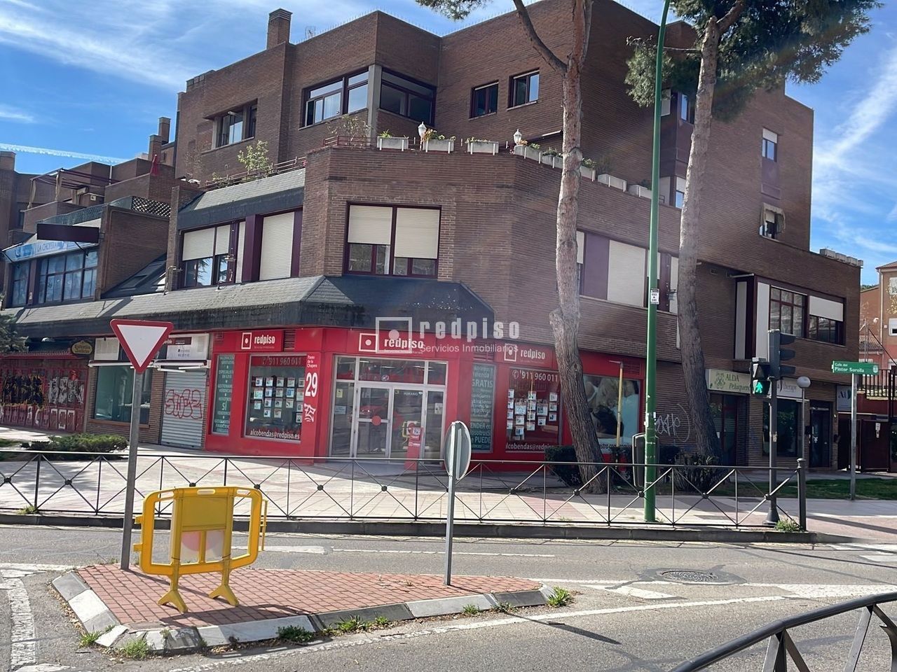 Piso en venta en  calle de la Constitución, Alcobendas, Madrid  29/30