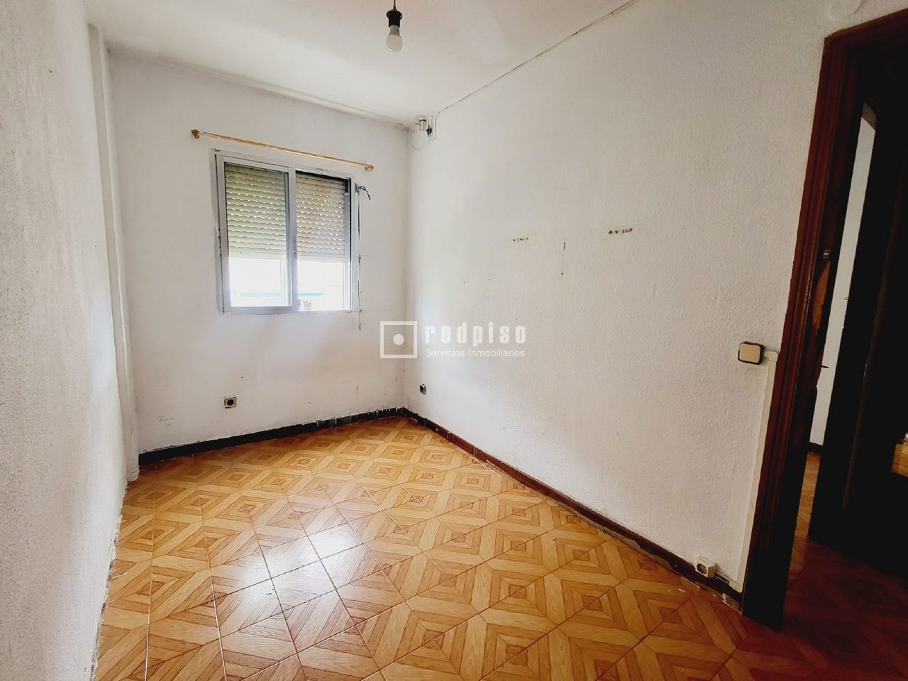 Piso en venta en  calle de la Constitución, Alcobendas, Madrid  17/30