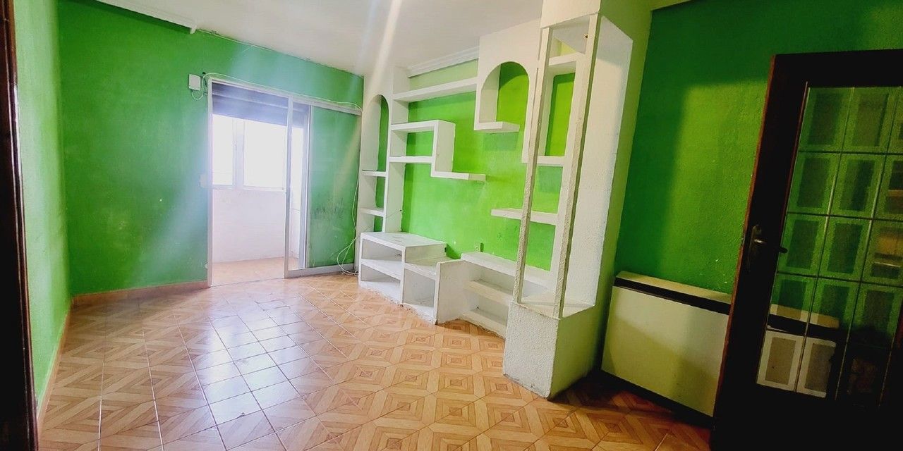 Piso en venta en  calle de la Constitución, Alcobendas, Madrid  1/30