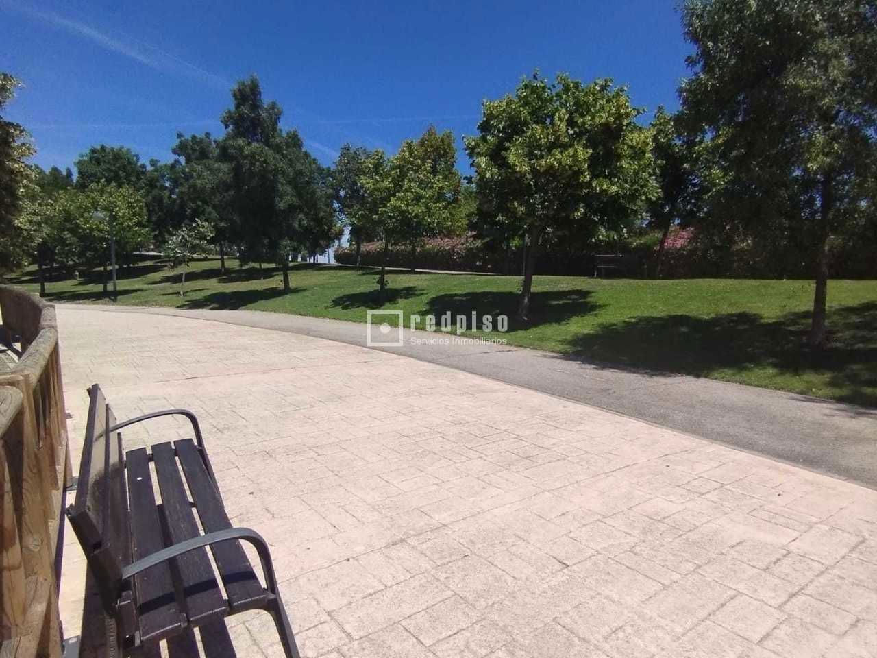 Piso en venta en  Alcobendas, Madrid  12/15