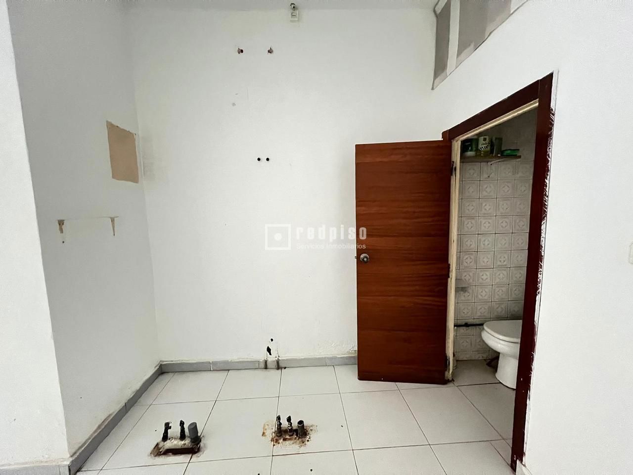 Local en venta en  calle de la Ronda Garay, Murcia  6/7