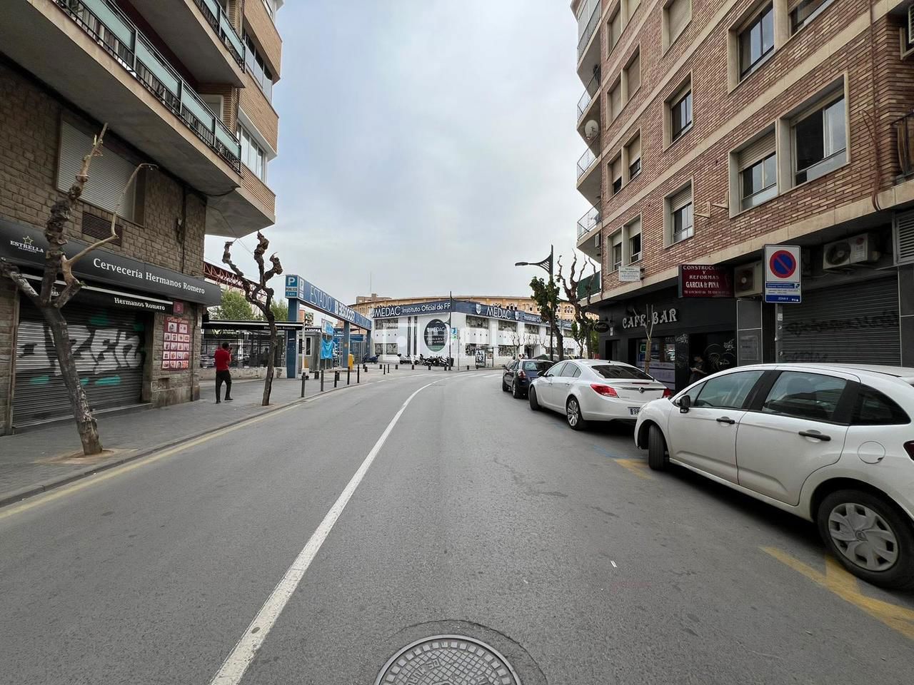 Local en venta en  calle de la Ronda Garay, Murcia  2/7