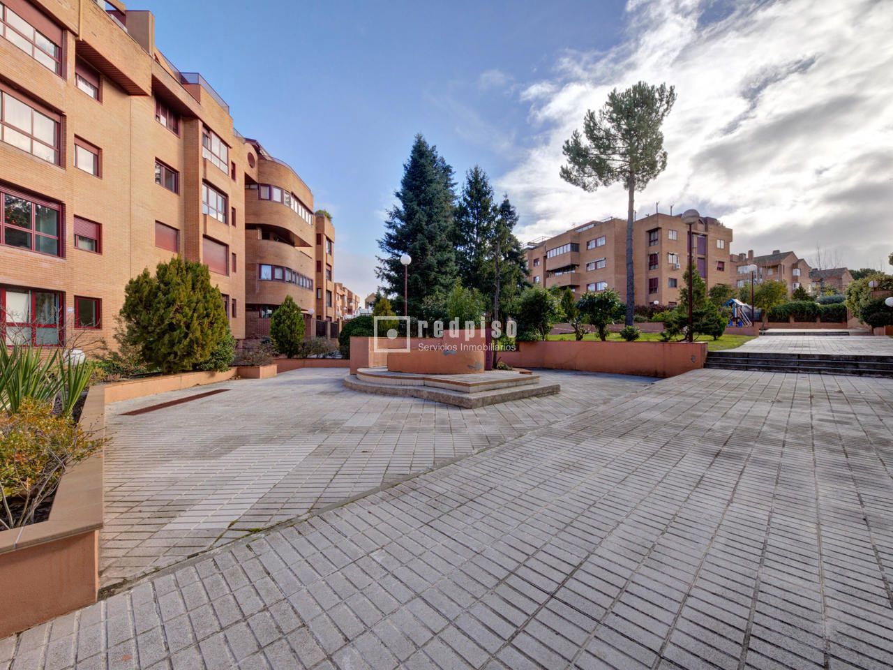 Piso en venta en  Pozuelo de Alarcón, Madrid  52/56