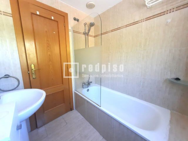 Piso en venta en Paracuellos De Jarama, Madrid 22/29