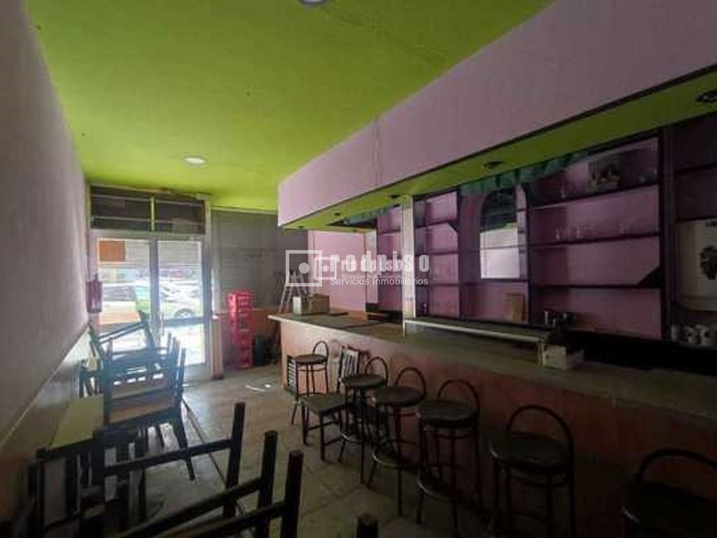 Local en venta en  calle de Badajoz, Alcorcón, Madrid  7/8