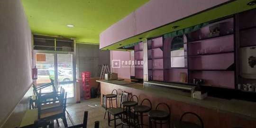 Local en venta en  calle de Badajoz, Alcorcón, Madrid  1/8