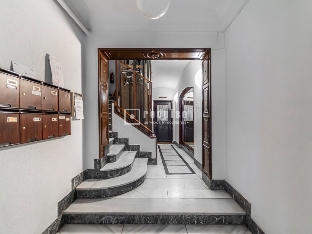 Piso en venta en  calle de Hermosilla, Madrid  1/1