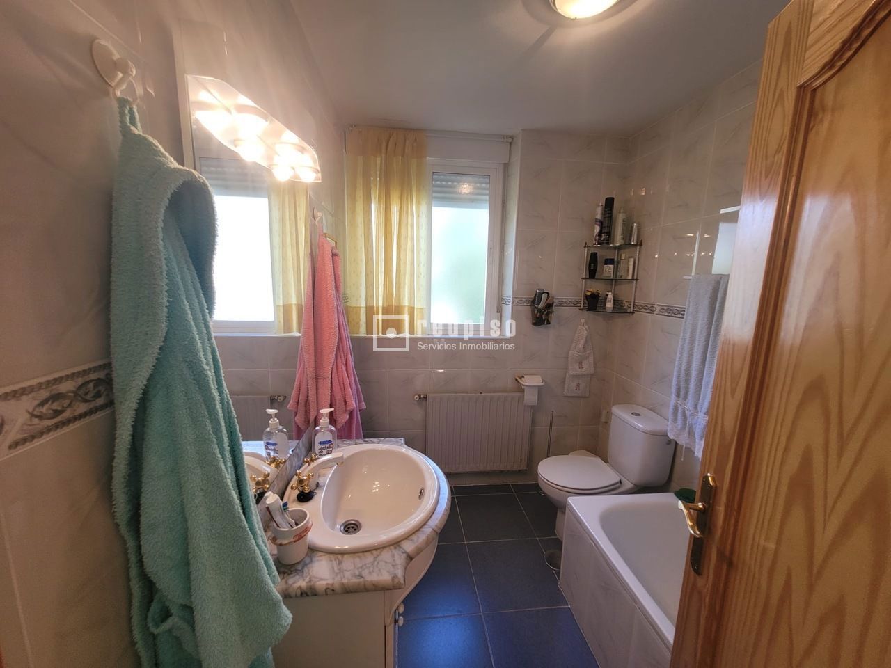 Piso en venta en  La Estación, Ávila  10/25