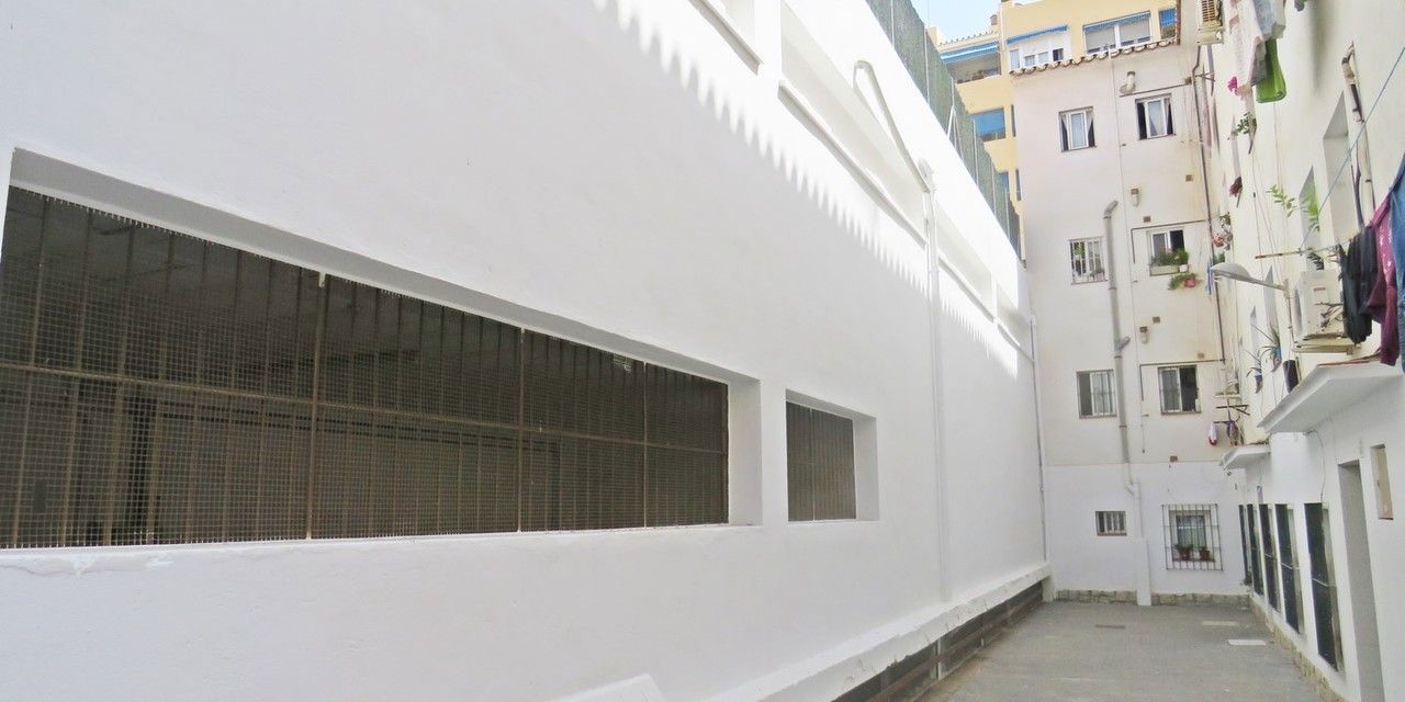 Local en venta en  Cruz de Humilladero, Málaga  1/16