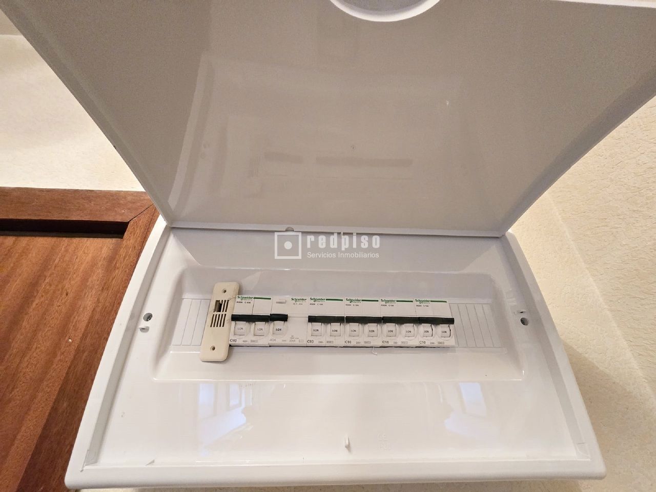 Piso en venta en  calle del Marqués de la Valdavia, Alcobendas, Madrid  24/29