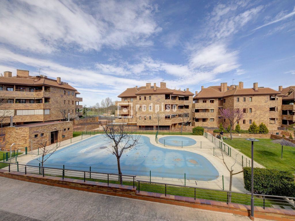 Piso en venta en  Pozuelo de Alarcón, Madrid  56/61