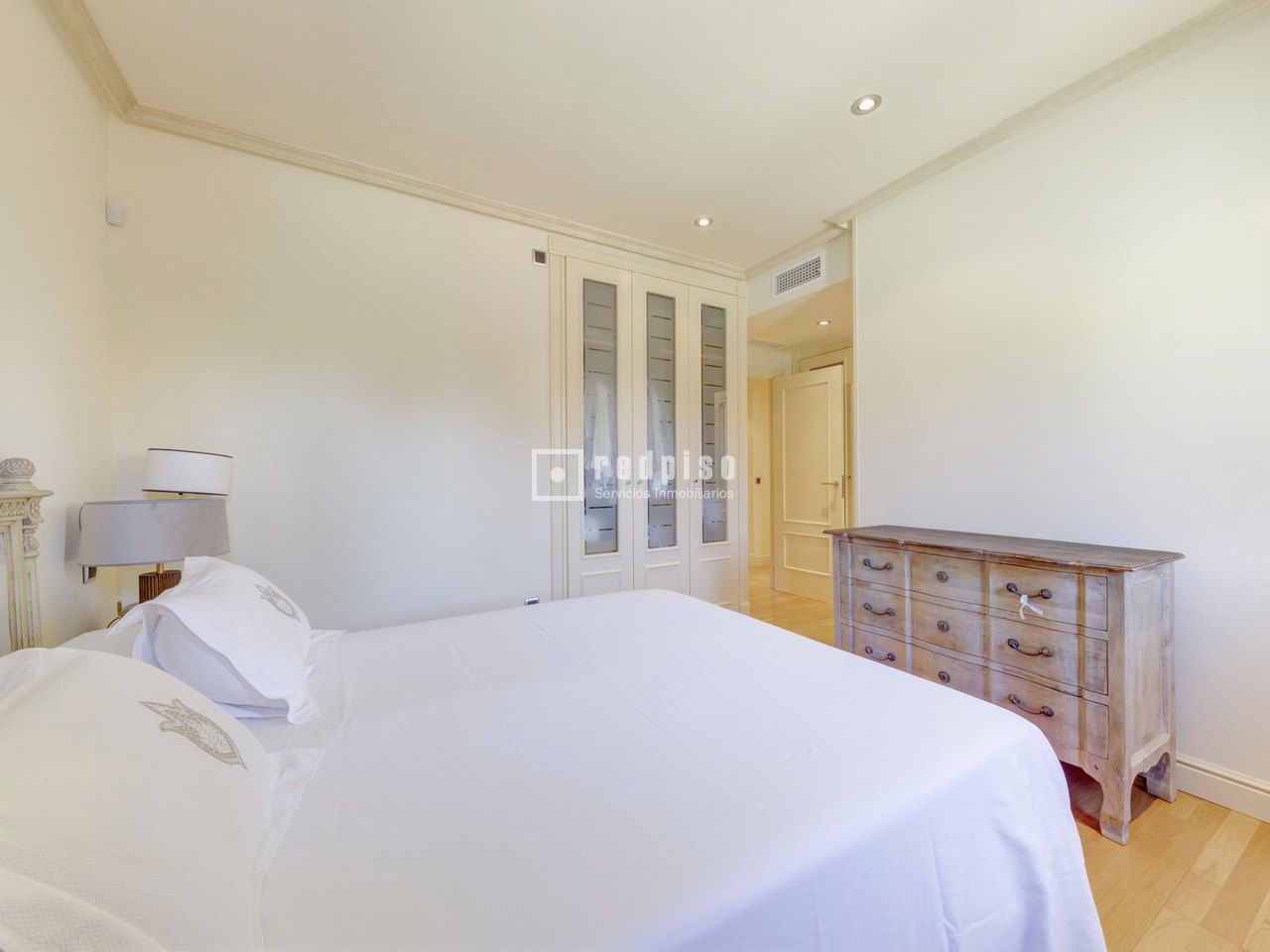 Piso en venta en  Pozuelo de Alarcón, Madrid  43/61