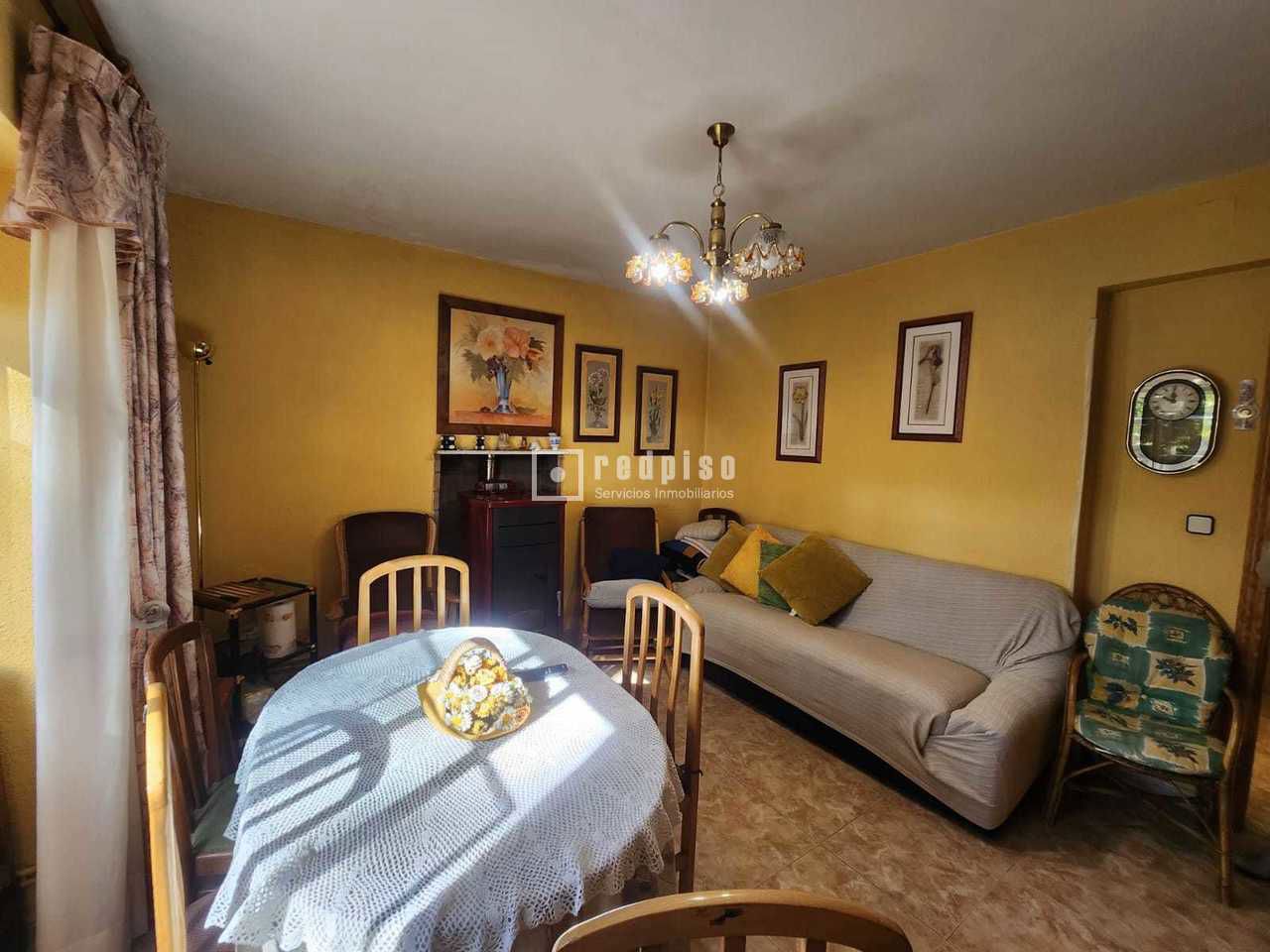 Piso en venta en  La Estación, Ávila  2/25