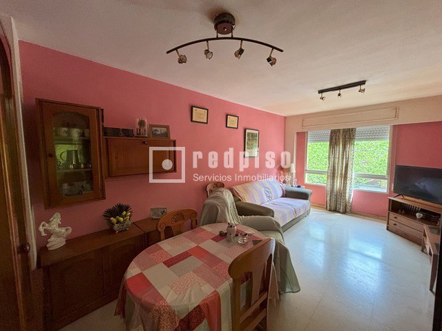 Piso en venta  calle Victòria Kent, València, Valencia  4/8