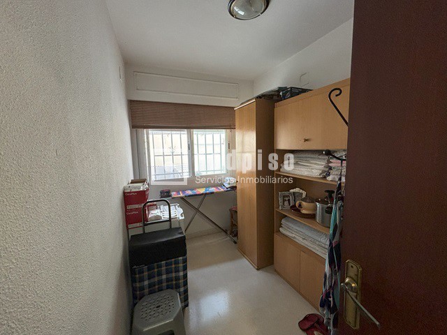 Piso en venta  calle Victòria Kent, València, Valencia  3/8