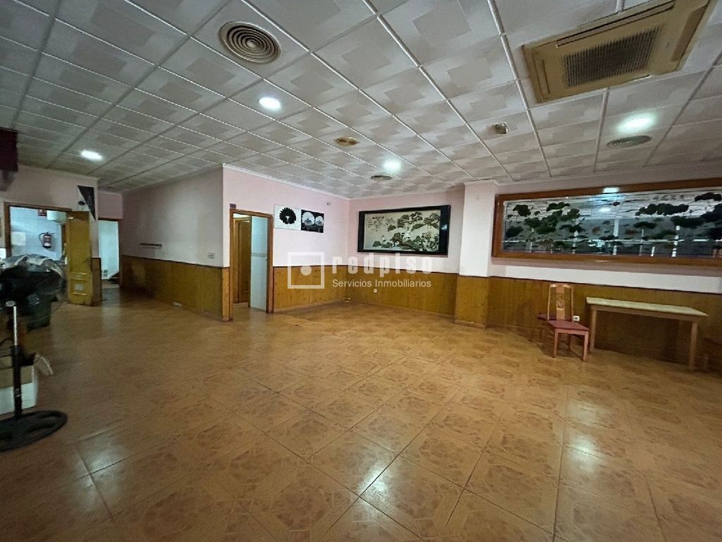 Local en alquiler en avenida De Orihuela, Alacant, Alicante 4/17