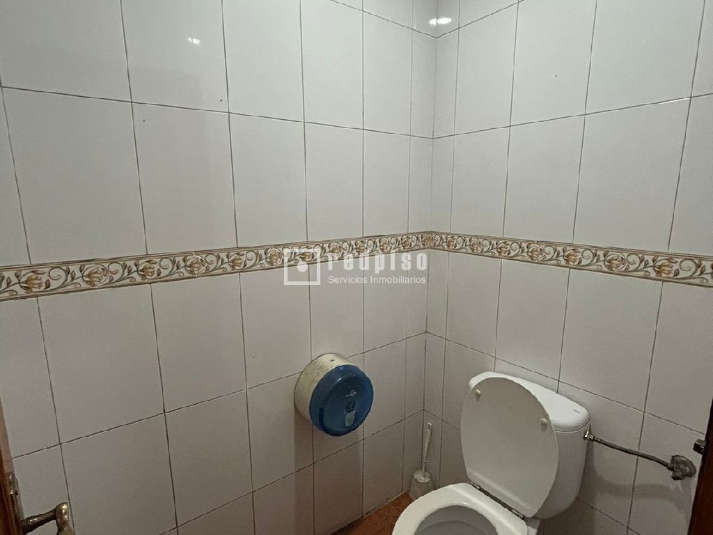 Local en alquiler en avenida De Orihuela, Alacant, Alicante 14/17