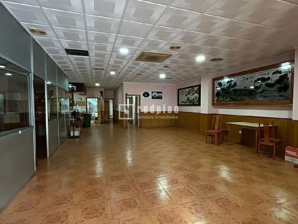 Local en alquiler en avenida De Orihuela, Alacant, Alicante 5/17