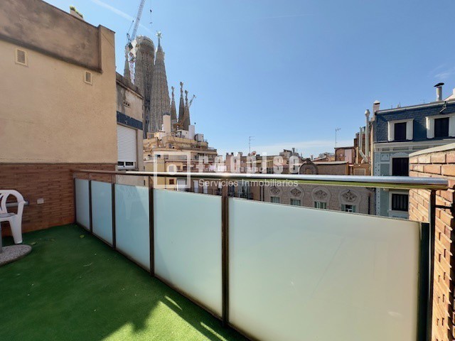 Edificio en venta  Gràcia, Barcelona  1/1