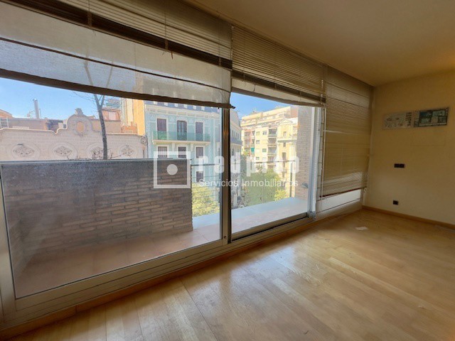 Edificio en venta  Gràcia, Barcelona  17/22